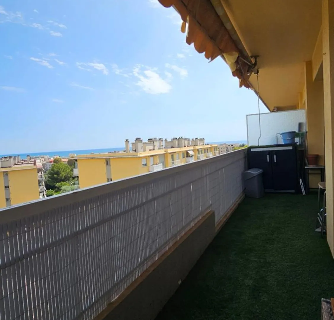 Studio Lumineux Avec Parking Prive Cagnes-sur-Mer